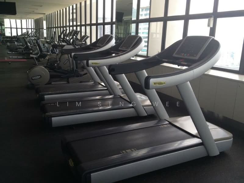 International Plaza Apartment For Sale at S$ 1,800,000 | PropertyGuru Singapore - Gym