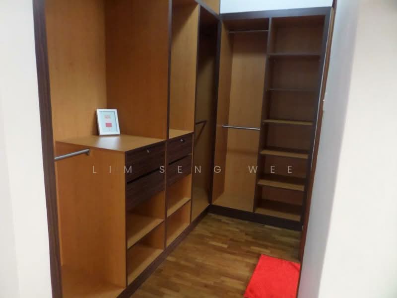 International Plaza Apartment For Sale at S$ 1,800,000 | PropertyGuru Singapore - Interior