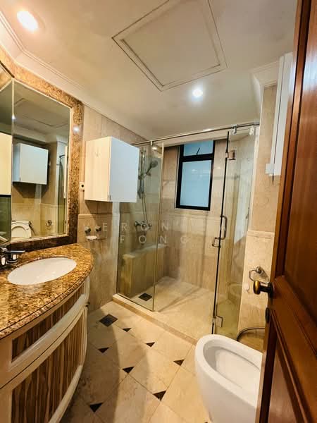 Valley Park Condominium For Sale at S$ 2,550,000 | PropertyGuru Singapore - Bathroom