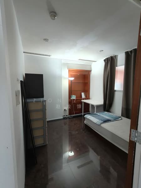 Horizon Towers, 15 Leonie Hill Road, Room Rental, 150 sqft, Condominium For Rent, by Zion Zhao 赵峻慷, 500083248 - Bedroom - PropertyGuru.com.sg