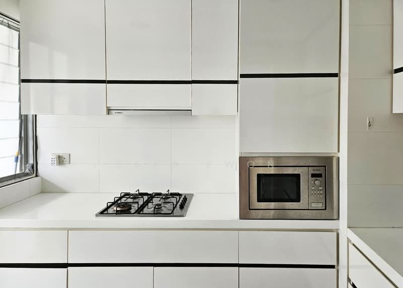 The Interlace, 200 Depot Road, 2 Bedrooms, 1,076 sqft, Condominium For Rent, by Sara Kwon, 500083264 - Kitchen - PropertyGuru.com.sg