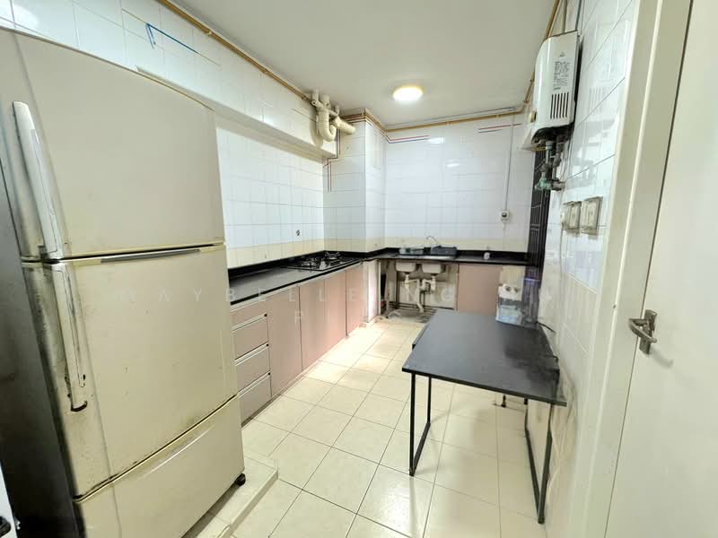 27A Jalan Membina HDB Flat For Sale at S$ 960,000 | PropertyGuru Singapore - Kitchen