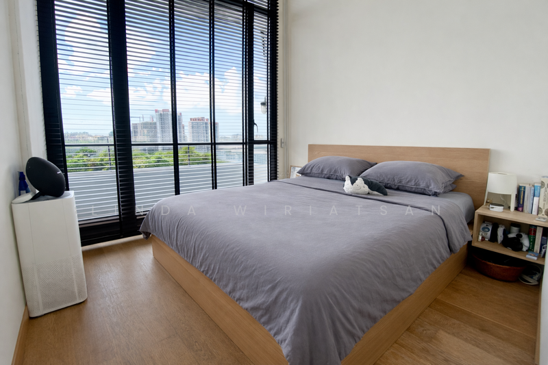 The Crest Condominium For Sale at S$ 1,790,000 | PropertyGuru Singapore - Master Bedroom