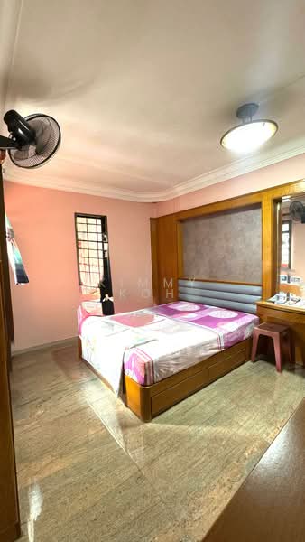 485 Choa Chu Kang Avenue 5 HDB Flat For Sale at S$ 660,000 | PropertyGuru Singapore - Bedroom