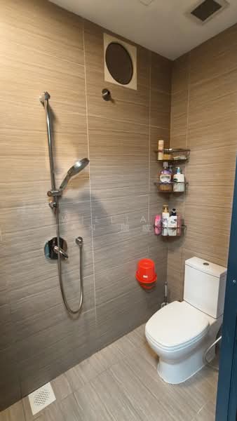 Guillemard Suites, 213 Guillemard Road, 1 Bedroom, 484 sqft, Apartment For Sale, by William Tan 陳威誦, 500083311 - Bathroom - PropertyGuru.com.sg