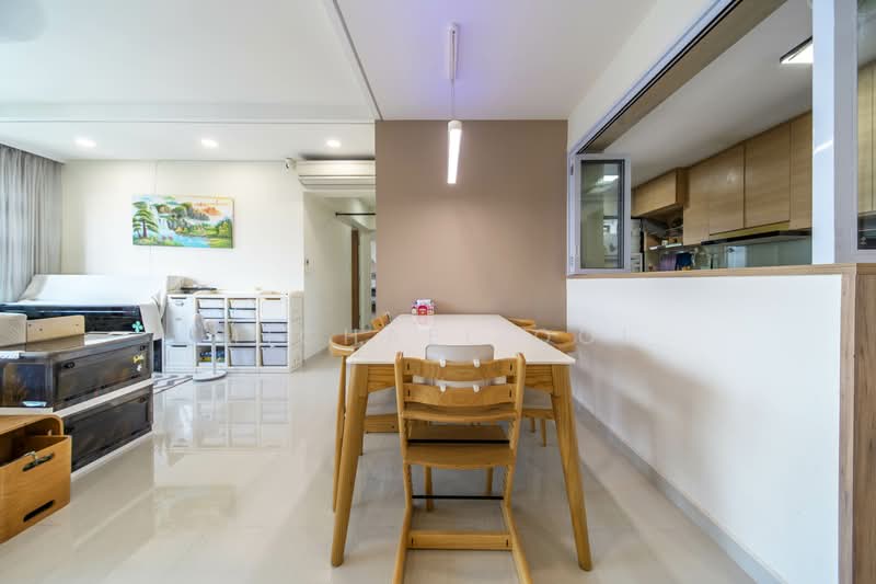 549B Segar Road HDB Flat For Sale at S$ 799,413 | PropertyGuru Singapore - Dining Room