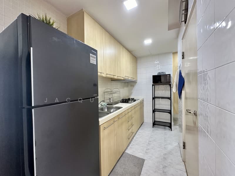 The Jade, 9 Bukit Batok Central Link, 2 Bedrooms, 1,012 sqft, Condominium For Rent, by Jacqueline Lim, 500083360 - Kitchen - PropertyGuru.com.sg