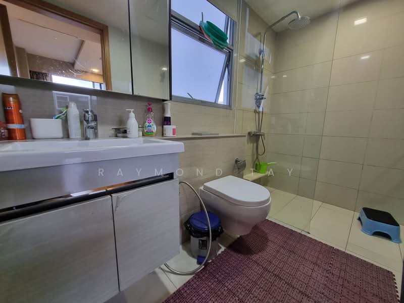 Unit in Punggol near Cove LRT Executive Condominium For Sale at S$ 1,920,000 | PropertyGuru Singapore - Bathroom