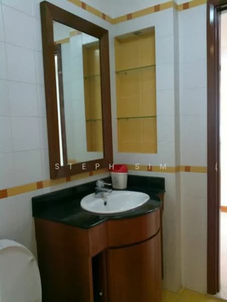 The Petals Condominium For Sale at S$ 2,188,000 | PropertyGuru Singapore - Bathroom