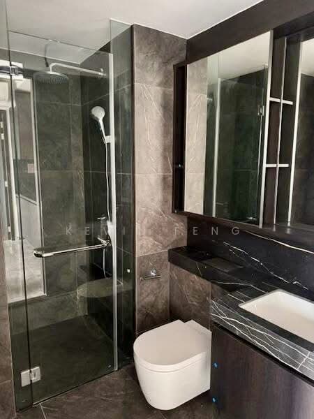 Hyll on Holland Condominium For Sale at S$ 1,750,000 | PropertyGuru Singapore - Bathroom