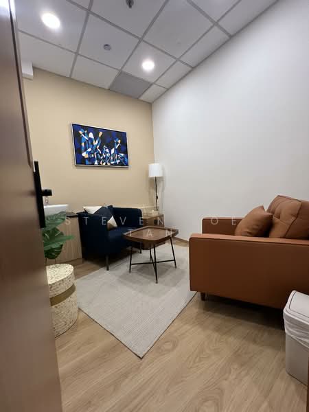 Kembangan Plaza, 18 Jalan Masjid, Eunos / Geylang / Paya Lebar, 1,206 sqft, Office For Rent, by Steven Joe Tan, 500083391 - Living Room - CommercialGuru.com.sg