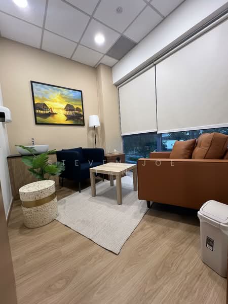 Kembangan Plaza, 18 Jalan Masjid, Eunos / Geylang / Paya Lebar, 1,206 sqft, Office For Rent, by Steven Joe Tan, 500083391 - Living Room - CommercialGuru.com.sg