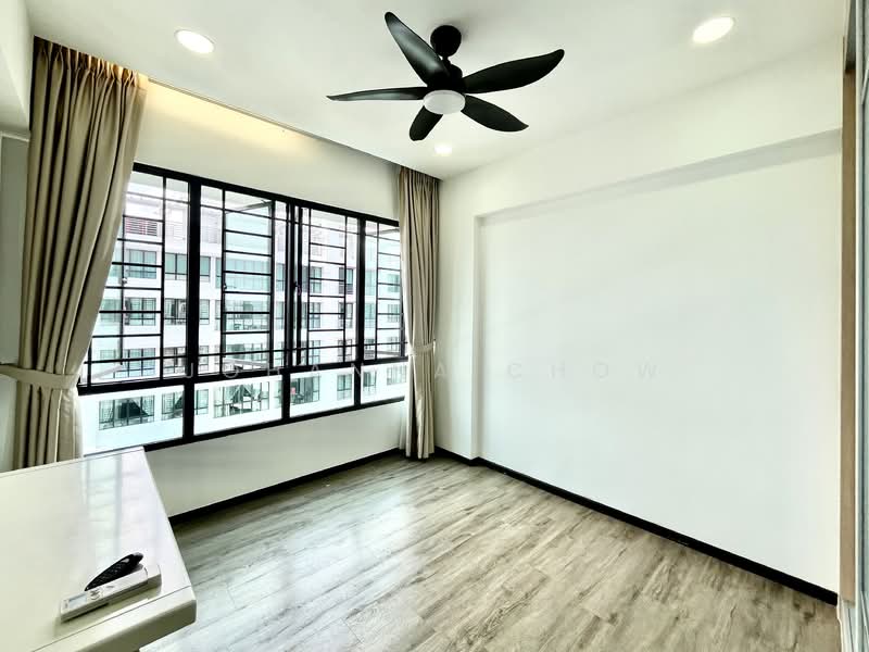 Central Grove, , 3 Bedrooms, 1,173 sqft, Condominium For Rent, by Johanna Chow, 500083404 - Interior - PropertyGuru.com.sg