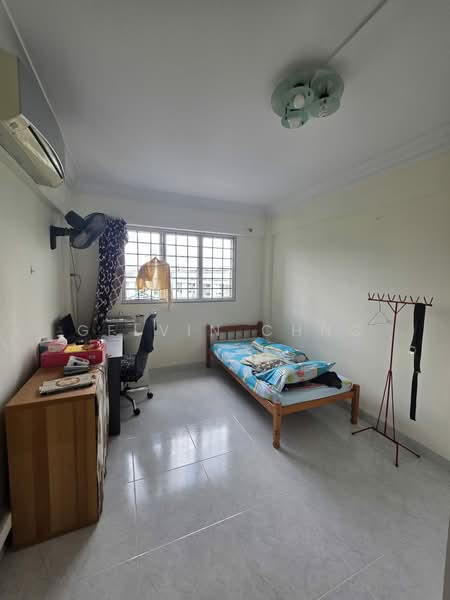 255 Yishun Ring Road HDB Flat For Sale at S$ 505,000 | PropertyGuru Singapore - Bedroom