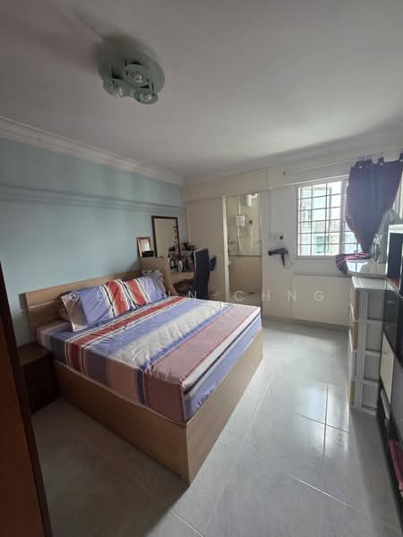 255 Yishun Ring Road HDB Flat For Sale at S$ 505,000 | PropertyGuru Singapore - Bedroom