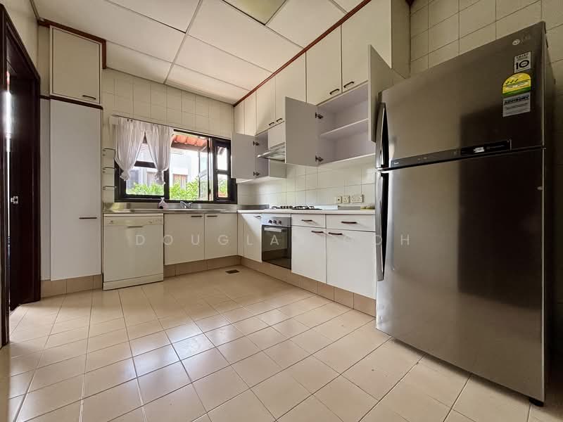 Villa Chancery, 39 Chancery Lane, 3 Bedrooms, 2,500 sqft, Condominium For Rent, by Douglas Goh, 500083413 - Generous sized enclosed kitchen - PropertyGuru.com.sg