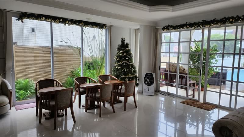 Neoclassical Detached Home Detached House For Sale at S$ 10,800,000 | PropertyGuru Singapore - Living Room