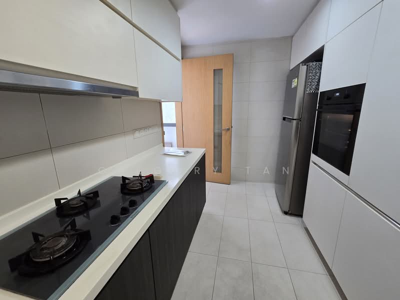 Meadows @ Peirce, 626 Upper Thomson Road, 5 Bedrooms, 3,066 sqft, Condominium For Rent, by Gregory Tan, 500083430 - Kitchen - PropertyGuru.com.sg