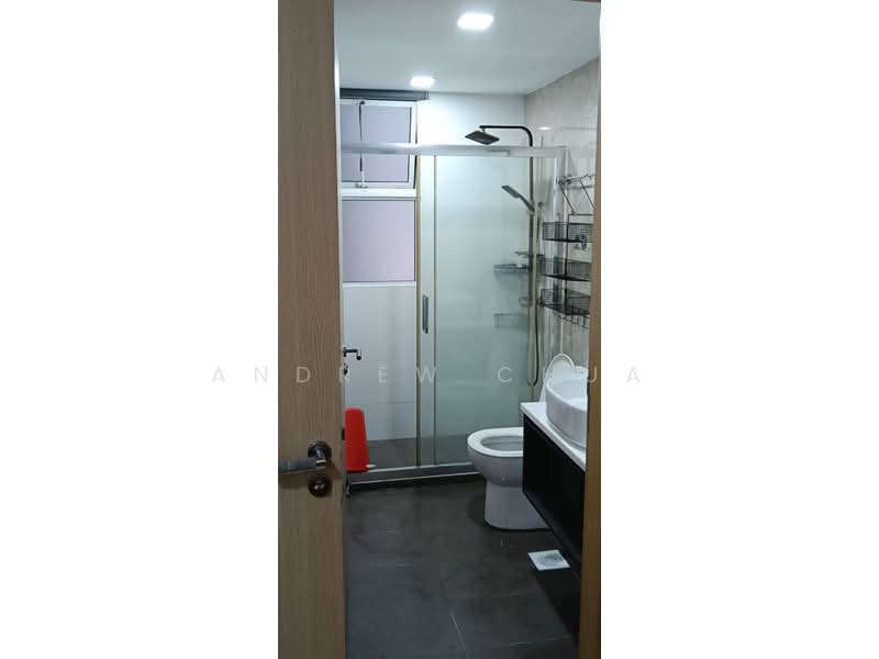 Forestville, 48 Woodlands Drive 16, 3 Bedrooms, 990 sqft, Executive Condominium For Rent, by Andrew Chua, 500083436 - Bathroom - PropertyGuru.com.sg