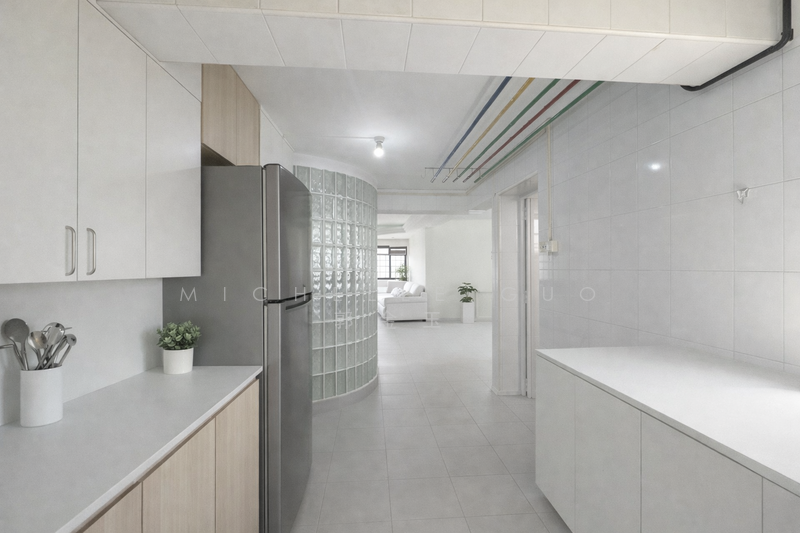 336 Clementi Avenue 2 HDB Flat For Sale at S$ 796,796 | PropertyGuru Singapore - Kitchen