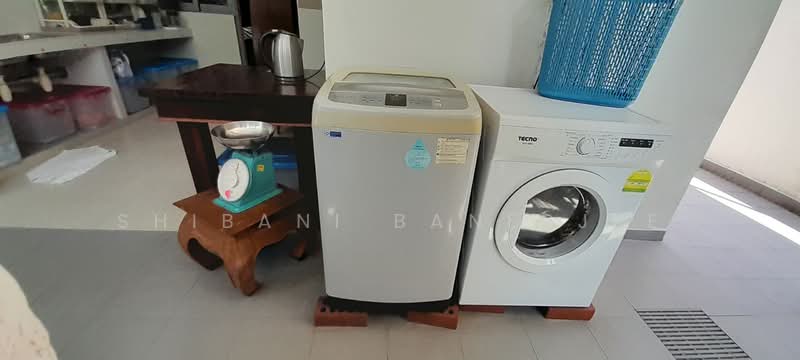 MASTER ROOM (2 mins walk to Kembangan MRT), LORONG MYDIN, Room Rental, 225 sqft, Semi-Detached House For Rent, by Shibani Banerjee, 500083443 - Interior - PropertyGuru.com.sg