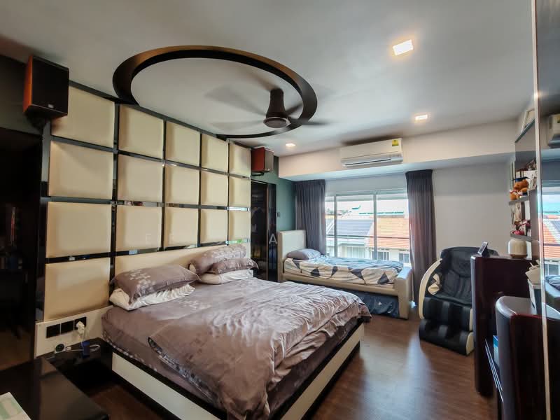 Freehold Semi Detached @ Sin Ming Semi-Detached House For Sale at S$ 6,999,990 | PropertyGuru Singapore - Bedroom