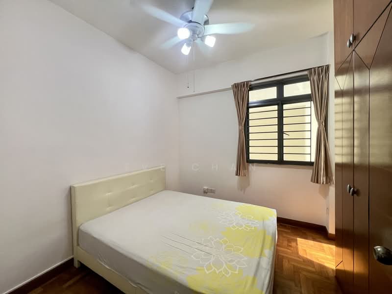 Regentville Condominium For Sale at S$ 1,390,000 | PropertyGuru Singapore - Bedroom