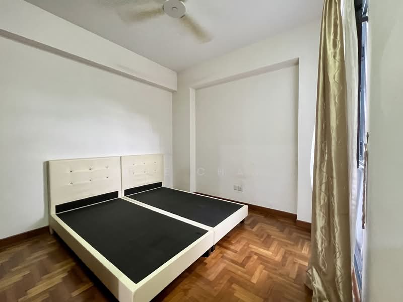 Regentville Condominium For Sale at S$ 1,390,000 | PropertyGuru Singapore - Bedroom