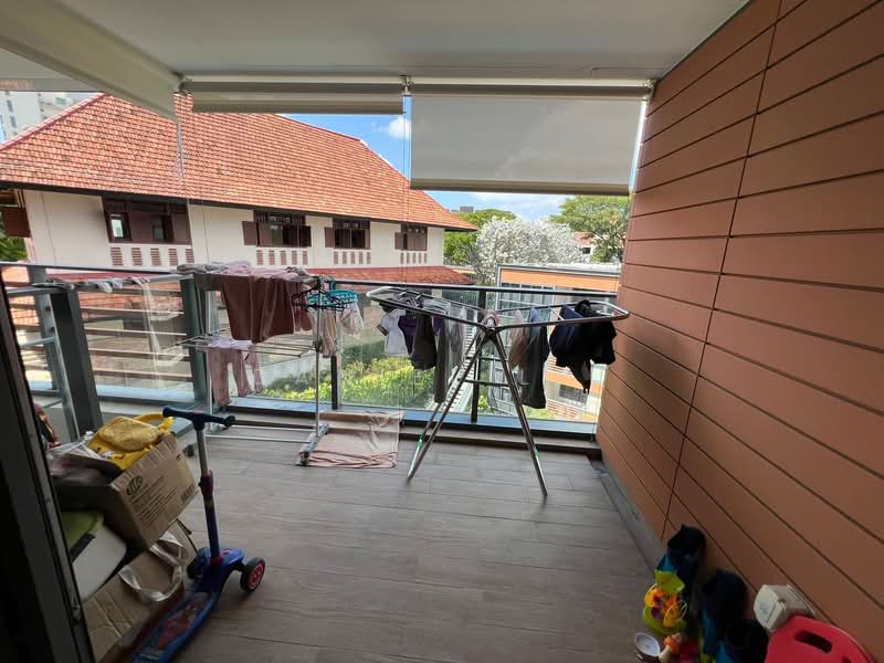 Sophia Hills, 5 Mount Sophia, 3 Bedrooms, 958 sqft, Condominium For Rent, by Daniel Liu, 500083453 - Balcony - PropertyGuru.com.sg