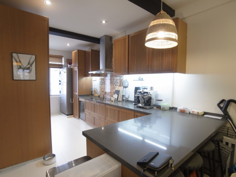 Tiong Bahru 1300 sq ft, Nearby Tiong Bahru Road, 2 Bedrooms, 1,300 sqft, Conservation House For Rent, by Susan Prior, 500083454 - Kitchen - PropertyGuru.com.sg