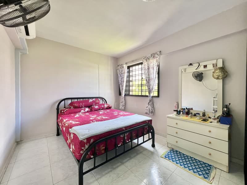 6 Saint George's Lane HDB Flat For Sale at S$ 630,000 | PropertyGuru Singapore - Common Bedroom