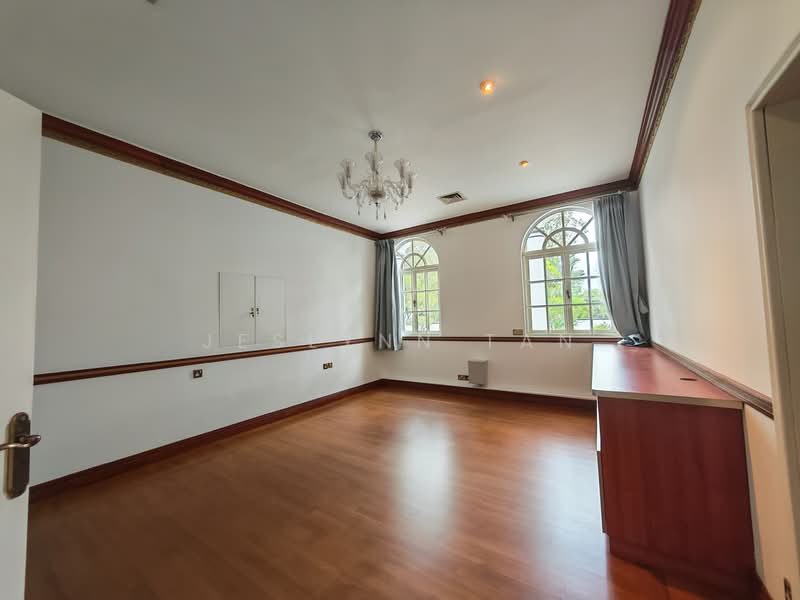 Classic Grand Good Class Bungalow! Old Holland Road Bukit Timah, Old Holland Road Bukit Timah, 6 Bedrooms, 12,000 sqft, Good Class Bungalow For Rent, by Jeslynn Tan, 500083473 - Bed Room - PropertyGuru.com.sg