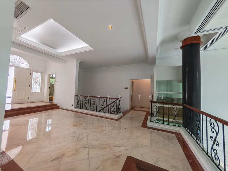 Classic Grand Good Class Bungalow! Old Holland Road Bukit Timah, Old Holland Road Bukit Timah, 6 Bedrooms, 12,000 sqft, Good Class Bungalow For Rent, by Jeslynn Tan, 500083473 - Entrance - PropertyGuru.com.sg