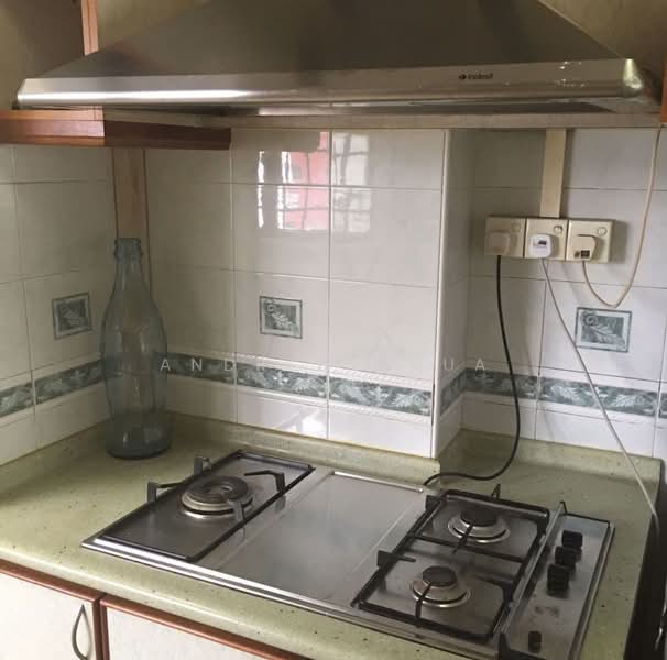 469 Choa Chu Kang Avenue 3, 469 Choa Chu Kang Avenue 3, 2 Bedrooms, 1,200 sqft, HDB Flat For Rent, by Andrew Chua, 500083481 - Kitchen - PropertyGuru.com.sg