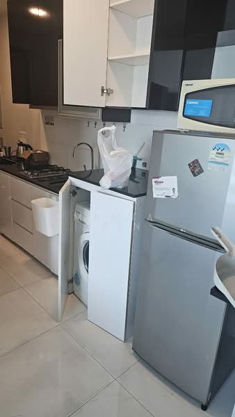 Bliss Loft, 25 Kim Keat Close, 2 Bedrooms, 786 sqft, Condominium For Rent, by Mamta Jain, 500083483 - Kitchen - PropertyGuru.com.sg