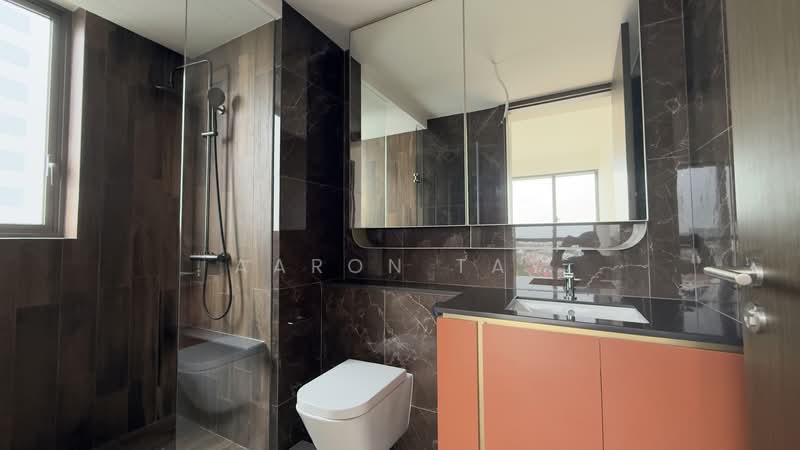 AMO Residence Condominium For Sale at S$ 2,900,000 | PropertyGuru Singapore - Bathroom