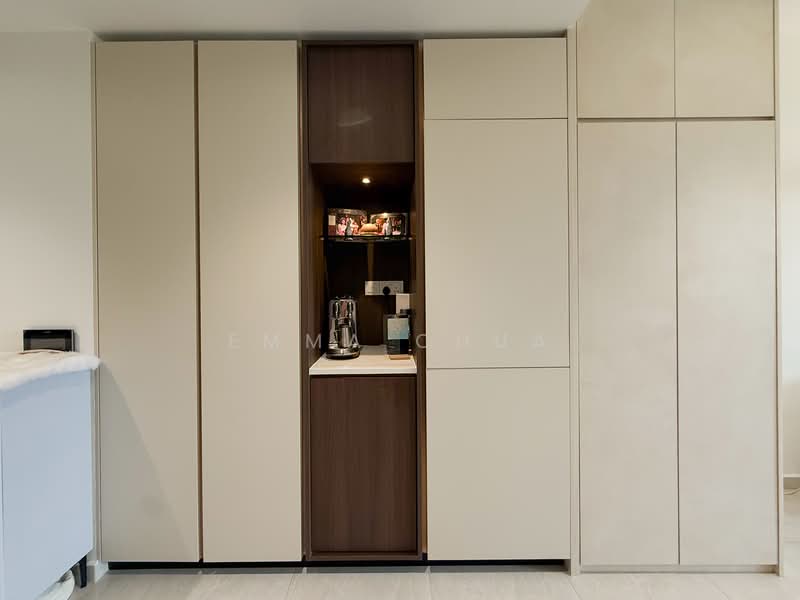 Kopar At Newton Condominium For Sale at S$ 1,795,000 | PropertyGuru Singapore - Coffee Station & Built-In Cabinetry