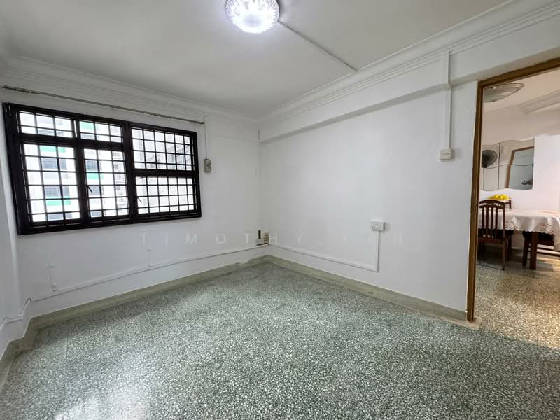 1 Marsiling Drive HDB Flat For Sale at S$ 350,000 | PropertyGuru Singapore - Interior