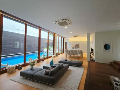 For Sale - Tg Pagar Rare Conservation Classic 4+2/ Pool