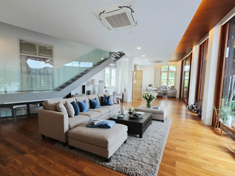 Tg Pagar Rare Conservation Classic 4+2/ Pool Conservation House For Sale at S$ 16,050,000 | PropertyGuru Singapore - Living Room