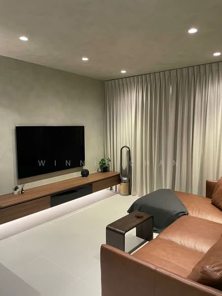 95A Henderson Road HDB Flat For Sale at S$ 1,088,888 | PropertyGuru Singapore - Living Room