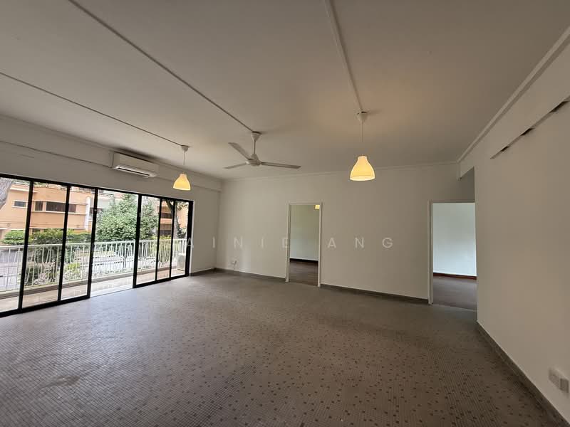 Rainbow Mansions, 122 - 128B, Grange Road, 3 Bedrooms, 1,400 sqft, Condominium For Rent, by Rainie Ang, 500083559 - Living Room - PropertyGuru.com.sg