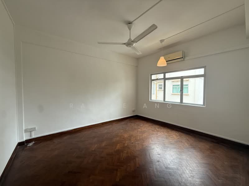 Rainbow Mansions, 122 - 128B, Grange Road, 3 Bedrooms, 1,400 sqft, Condominium For Rent, by Rainie Ang, 500083559 - Interior - PropertyGuru.com.sg