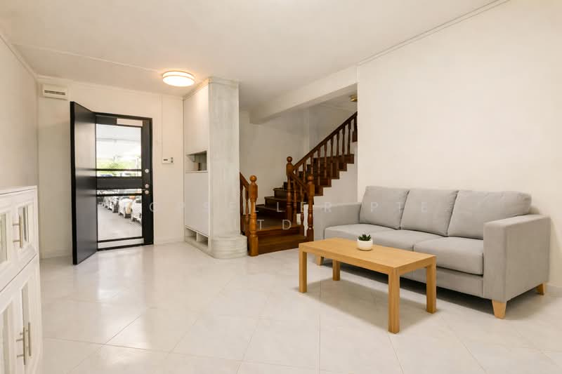 For Sale - 101 Pasir Ris Street 12