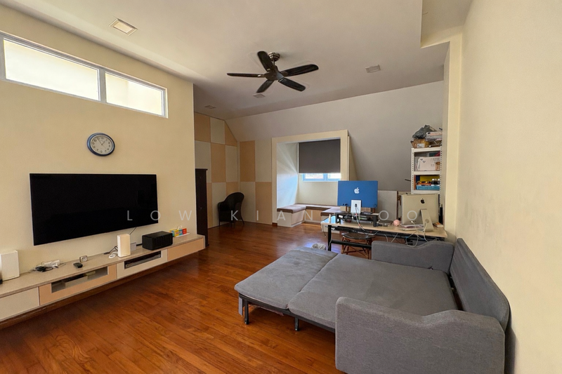Sembawang Hill Estate, , 6 Bedrooms, 3,000 sqft, Terraced House For Sale, by Low Kian Hoo, 500083571 - Bedroom - PropertyGuru.com.sg