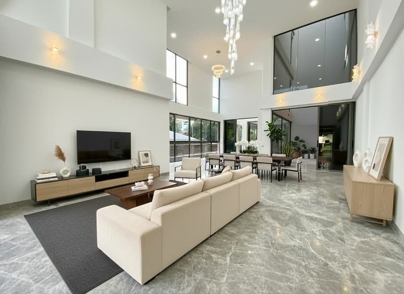 Brand New Semi Detached in District 14 Semi-Detached House For Sale at S$ 12,800,000 | PropertyGuru Singapore - Living Room