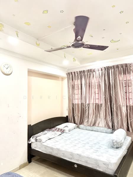 533 Bukit Panjang Ring Road HDB Flat For Sale at S$ 850,000 | PropertyGuru Singapore - Bedroom