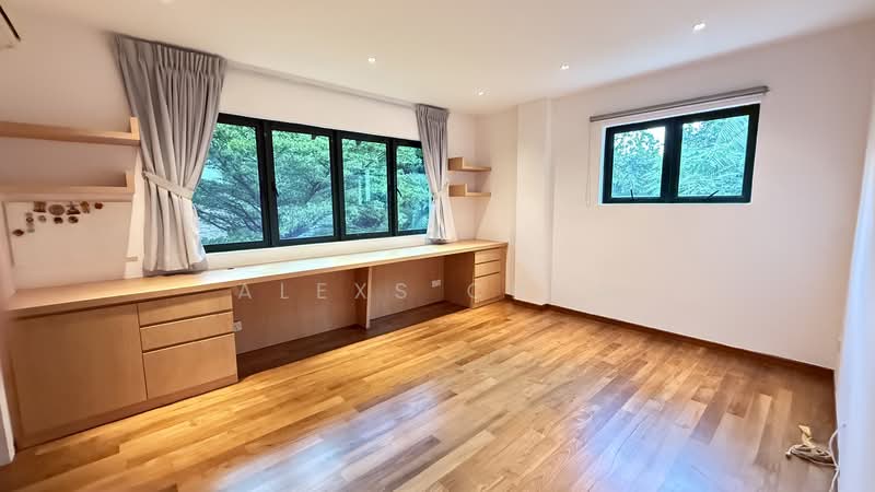 Bukit Timah 3 Sty Townhouse, , 4 Bedrooms, 2,900 sqft, Corner Terrace For Rent, by Alexs Chua, 500083602 - Bedroom 2 - PropertyGuru.com.sg