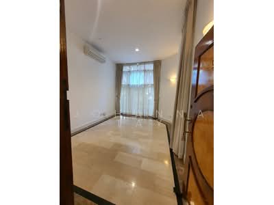 For Rent - Leonie Condotel