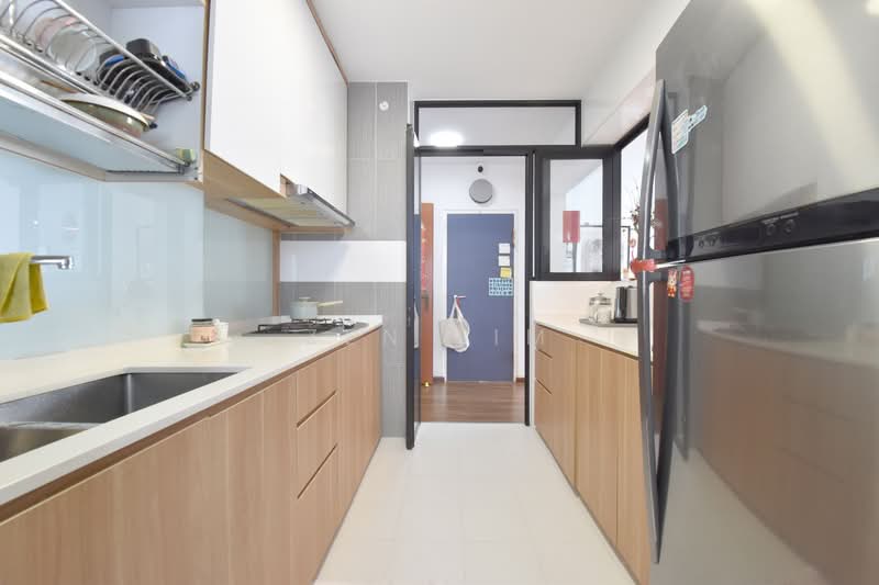 10C Bendemeer Road HDB Flat For Sale at S$ 1,118,888 | PropertyGuru Singapore - Kitchen